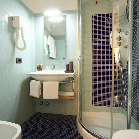 Blurooms ゲストハウス