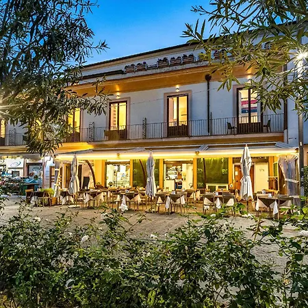 Blurooms Casa de hóspedes 4*