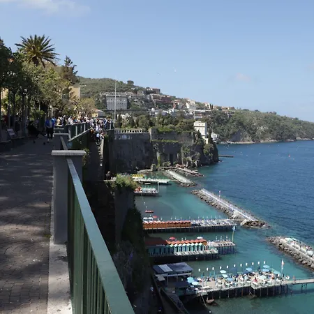 Blurooms Casa de hóspedes Sorrento