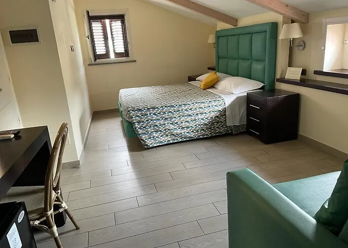 Blurooms Guest house 4*