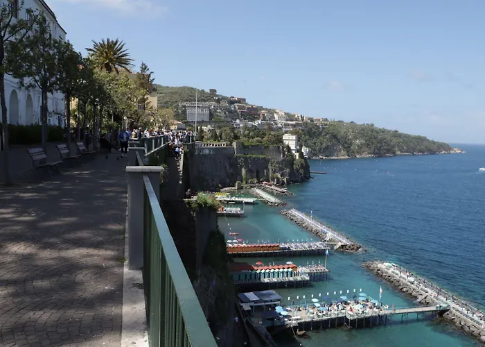 Blurooms Pensionat Sorrento