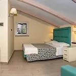 Blurooms 4*
