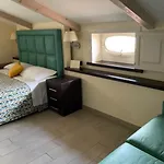 Blurooms Pensionat 4*